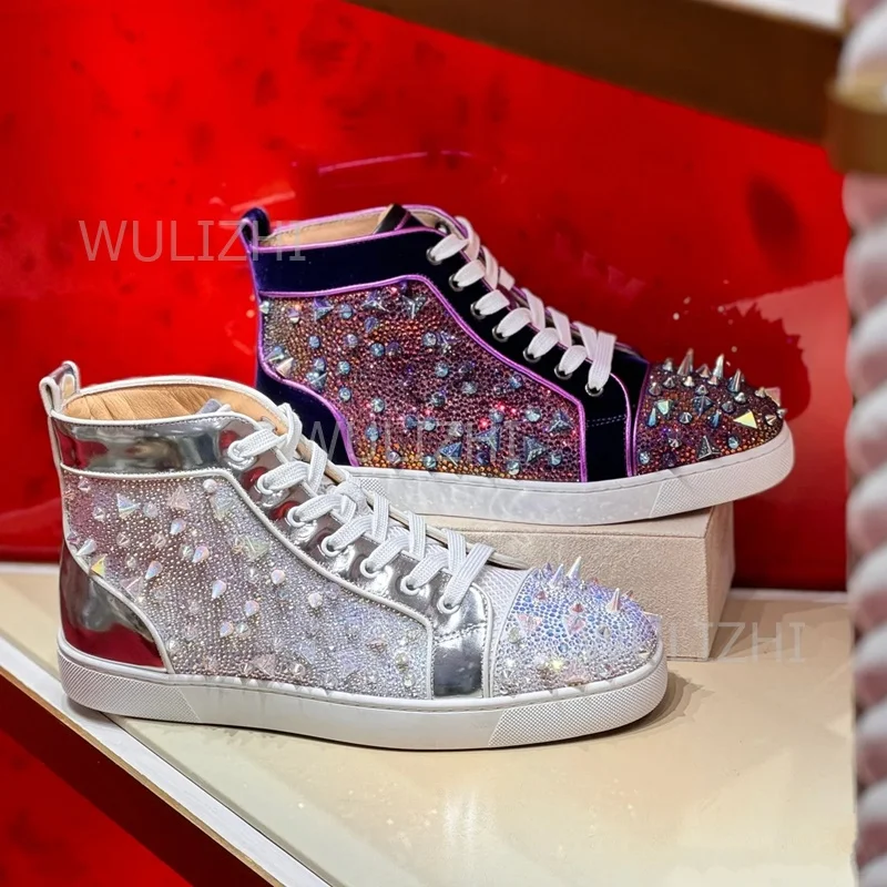 Men Shoes Red - Ciemnofioletowe sneakersy męskie z kryształowymi nitami,